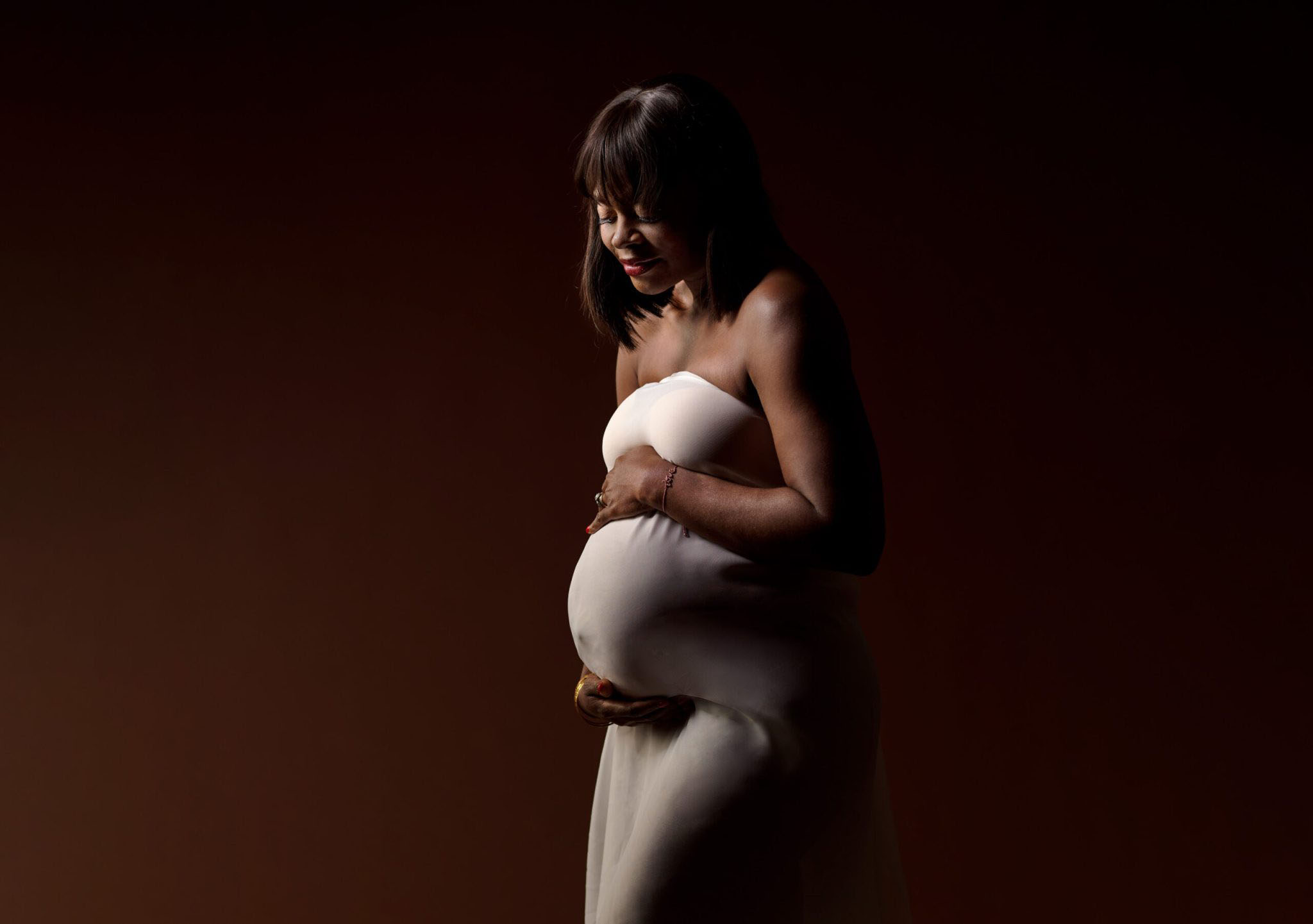 El Paso Maternity Photographer | The beauty of motherhood