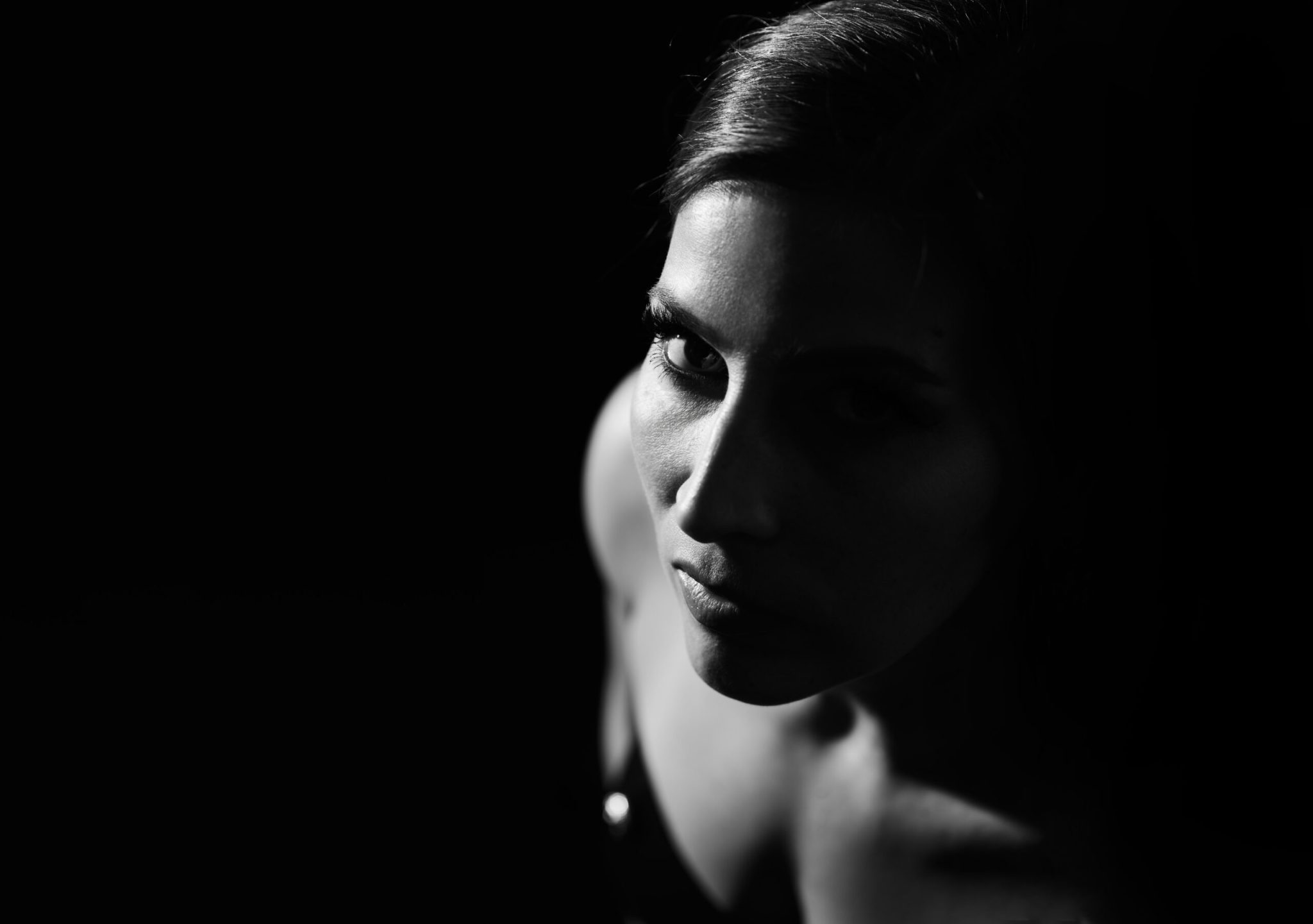 El Paso Beauty Photographer | Black & White Portrait of Courtney